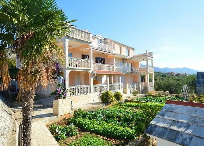 Apartments Miro